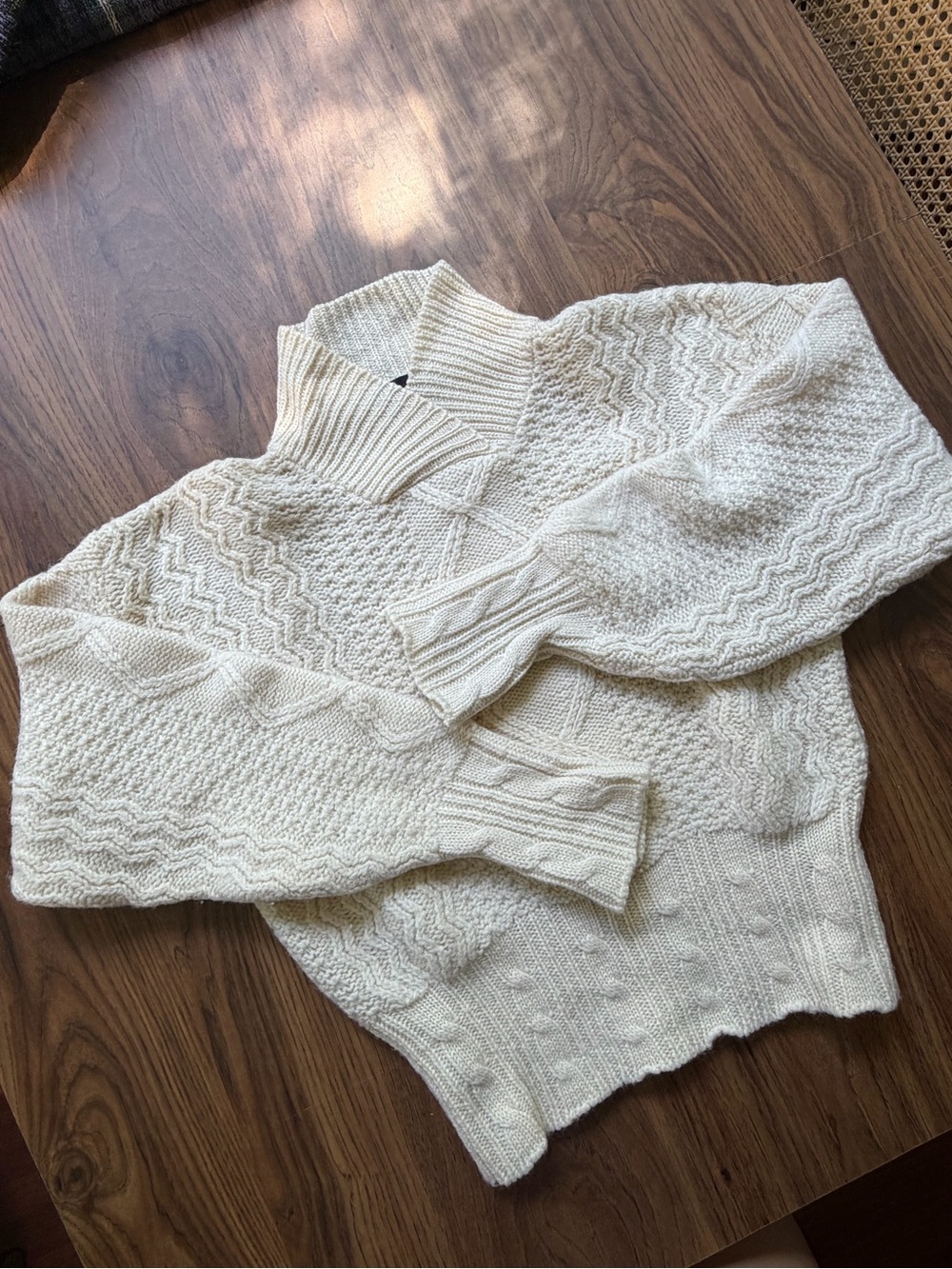 Vintage Charter Club %100 Wool Cream Cable & Aran Knit V Turtleneck Sweater